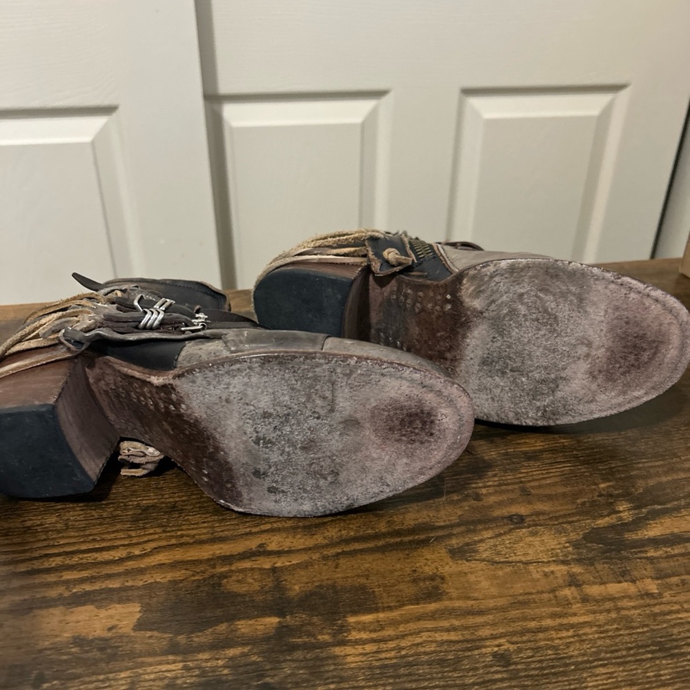 Freebird Crue Leather booties Grey Size 9 - Picture 8 of 10
